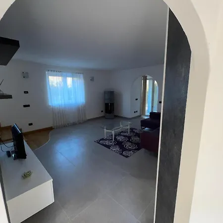 Casa Claudia D'idro Apartment